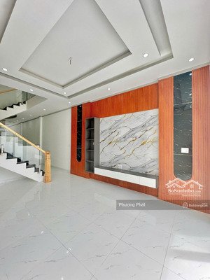 bán gấp đất và nhà sổ riêng sẵn thổ cư 100% ngay gần trạm thu phí bửu long, ngân hàng hỗ trợ 80%