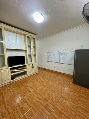 chính chủ cho thuê căn hộ tầng 5 tại nhà tập thể a15 nghĩa tân