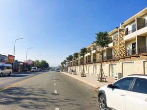 bán căn shophouse trục đường lớn n22 đối diện công viên 1 ha sun casa central- kcn vsip 2