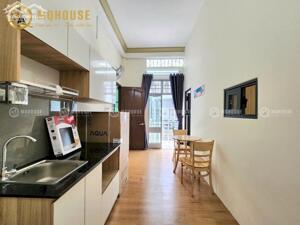 Căn Hộ 1 Phòng Ngủ Ban Công 45m2 Gần Ngã Tư Bảy Hiền Quận Tân Bình