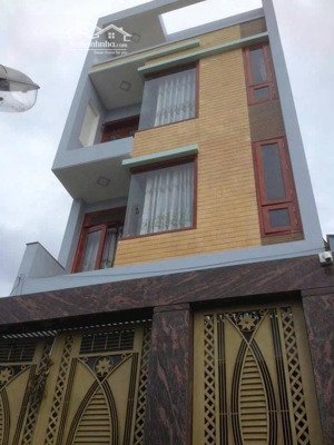 8,4 tỷ vạn phúc. ql 13 . hiệp bình phước dt 82 m đối diện vạn phúc . ql 13 5.3m x 15