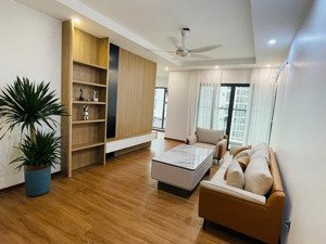 chính chủ bán căn 3 ngủ 104m2 tại mỹ đình plaza 2, tòa ct2, ban công đông bắc, full đồ, sổ đỏ.