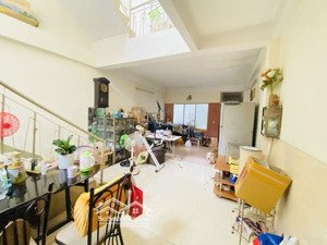 giảm 5 tỷ gấp bán nhà mặt tiền nguyễn văn cừ, quận 5 - 186m2 (4.4 x 46m) vị trí đối diện quận 1