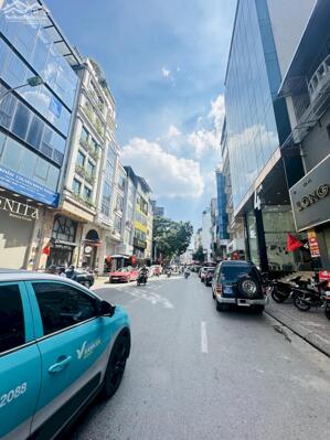 Bán Nhà MP Trung Phụng - Toà 7T Thang Máy - Trung Tâm Đống Đa - KD Đỉnh Giá 48.5 Tỷ