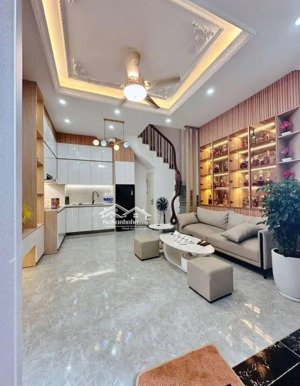 bán nhà tứ hiệp - thanh trì - 6 tầng - 5 ngủ khép kín - ô tô đỗ gần - giá chỉ hơn 5 tỷ