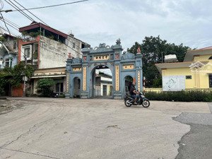 bán đất yên thường_phù đổng_55m2 mt4m 3.x tỷ_trước nhà hơn 3m_gần nhà văn hoá/trục chính 