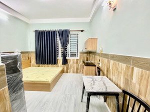 cho thuê phòng gần ueh cở sở b, bách khoa y dược mặt tiền đường 3/2 quận 10