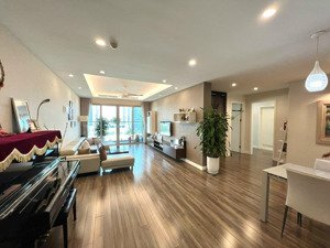 chính chủ cần bán căn hộ 134m2 -2pn2vs dự án mandarin garden, full nội thất đẹp