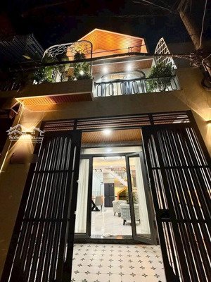 chính chủ bán gấp nhà huỳnh văn bánh p.17, phú nhuận 59m², 3pn, 2 mặt thoáng, giá chỉ 1,890 tỷ