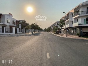 đất ngộp tại khu đô thị bàu xéo - tt. trảng bom, 85m2, giá 1 tỷ 050 triệu. lh: 