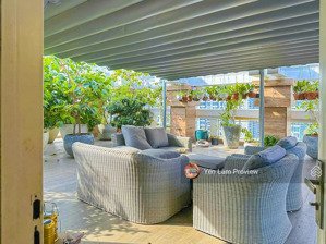 cần bán căn penthouse tại cantavil hoàn cầu gồm 3 tầng có sân vườn 5 phòng ngủ diện tích 454m2