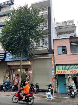 Bán nhà mặt tiền 93 An Bình, Phường 6, Quận 5 DT 4x24m trệt lửng 2 lầu st giá bán 30 tỷ