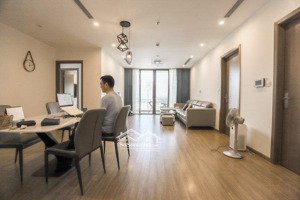 bán căn hộ đẹp giá thỏa thuận 7,62 tỷ-8,15 tỷ vinhomes gardenia ~78m2-80m2, 2n2wc sẵn đồ nội thất