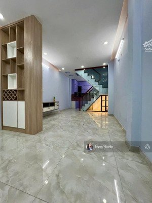 siêu ngộp - nhà 2 tầng - hxh - gần hoàng diệu 2 - dt: 120m2 giá 7,5 tỷ
