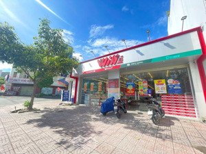 bán căn góc mặt tiền vip dĩ an đường số 9, cho thuê 100tr/tháng, diện tích 362,5m2 giá 51 tỷ còn tl