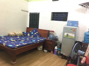 nhà riêng có điều hòa, đủ nội thất, 60m giá 5tr có 3pn điện nước giá dân