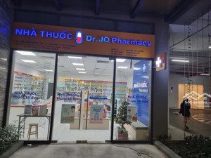 chính chủ cho thuê căn hộ full nội thất đẹp ở hado centrosa giá 18triệu - lh: trinh