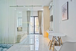 căn hộ 1pn 45m2 mới full nội thất có ban công gần sân bay, gần q1 q3 ở thích quảng đức phú nhuận