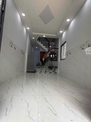 cho thuê nhà hẻm 3m(xm) ni sư huỳnh liên, p.10, q.tân bình giá 11.5tr