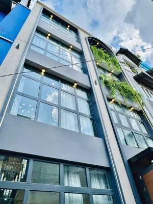 chỉ 17 tỷ, nhà 166 m2 kim giang -hoàng mai, mặt tiền 11m, xây nhà trọ dòng tiền.