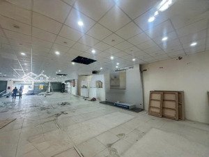 cho thuê nhà mặt tiền quốc lộ 13, p.h.b.phước, q. thủ đức giá 120tr