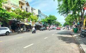 SIÊU HOT – NHÀ 3,5 TẦNG ĐỐI DIỆN CHỢ CẨM LỆ – Vị trí không mua ngay là tiếc cả đời!