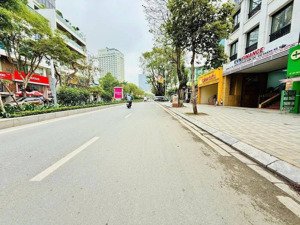 nhà mặt phố - diện tích khủng - mặt tiền đẹp - vỉa hè rộng - hàng xóm lotte hồ tây - ô chờ thang má