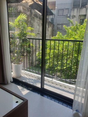 chính chủ cho thuê căn hộ 3pn full đồ phố hồng tiến 80m²: liên hệ 