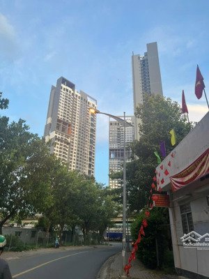 cập nhật giá chuyển nhượng 3pn, duo-key & duplex 3pn-4pn dự án the infiniti rivierapoint quận 7