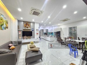 bán nhà ngan8m khu kiều đàm quận 7 với 8pn và thang máy lớn, nhỉnh 20 tỷ