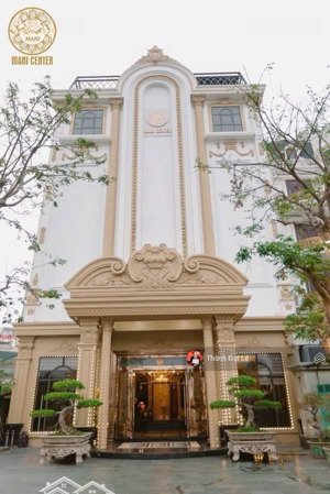 chính chủ bán căn khách sạn 8 tầng 433m2 mặt hồ 32p kd tại trung tân du lịch bãi cháy, hạ long.