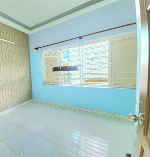 gv chính chủ cho thuê phòng ưu tiên nữ gần vlu, iuh