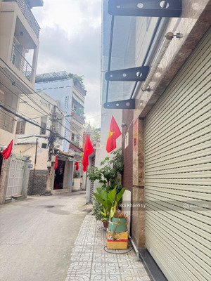 bán nhà phú nhuận - hẻm xe hơi 5 tầng btct cách 2 căn ra mặt tiền lê văn sỹ gần huỳnh văn bánh