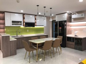 bán gấp cc 2pn 2wc, 75m2 tại saigon south residences, view đông giá 5,2 tỷ. lh: 