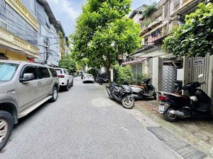 cực hiếm! căn hộ 120m, 3 ngủ, tầng đẹp, nhà đẹp, 3 thoáng tại hai bà trưng - vị trí vàng