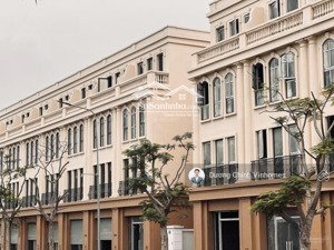 top 5 căn shophouse trục đường lớn 36m, giá full từ 7.7 tỷ/căn - diện tích 90m2. lh 