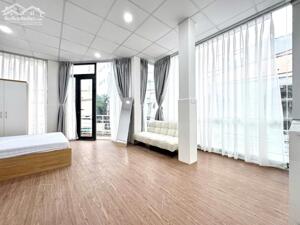  Cho thuê căn ban công lớn siêu r thoáng mát, rộng rãi, đầy đủ tiện nghi quận 8