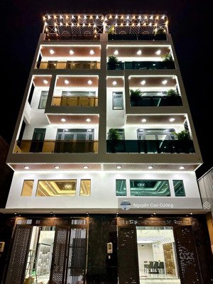 siêu phẩm thang máy 5.5x16m 1lững 4 lầu khu biệt thự đường 12m trần thị năm tân chánh hiệp q12