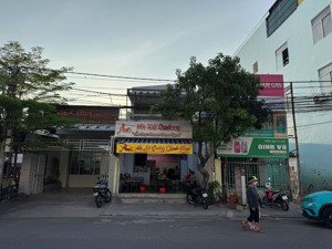 bán nhà mặt tiền kinh doang đường thuỷ xưởng giá 9 tỷ cách 23/10 tầm 20 m đối diện siêu thị