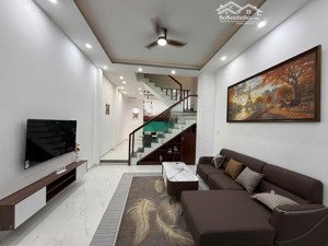 nhà mới 3 tầng 50.4m2 - 5.4 tỷ - đường lò lu sắp hoàn thành - nội thất xịn nhập khẩu - hẻm ô tô