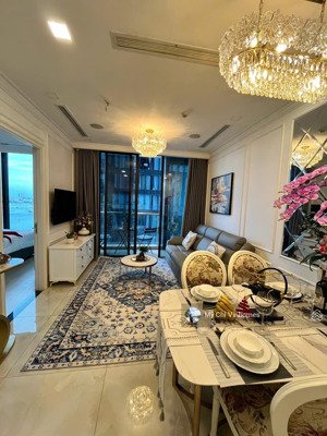 cho thuê 2pn, 2wc, 70m2 tại vinhomes golden river, giá ưu đãi 29,9 triệu vnd