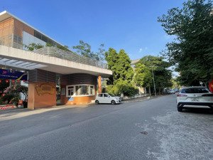 bán lô đất 40m tđc giang biên gần trường chu văn an kinh doanh vỉa hè ô tô tránh 13,3 tỷ