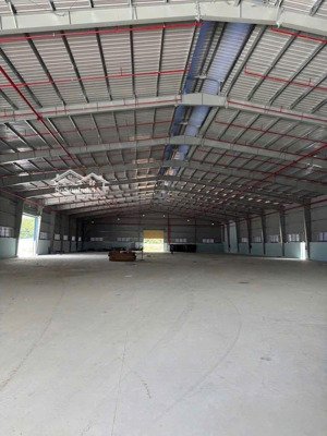 cần bán xưởng 6000m2 tại tp mới bình dương
