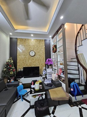 hàng hiếm. rẻ nhất khu trần phú. dt35m2x5t. hơn 6 tỷ