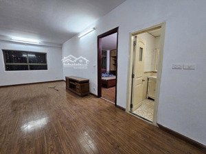 chính chủ bán căn 2 ngủ 61m chung cư sông nhuệ - xa la, hà đông