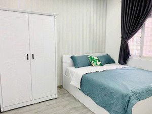 cho thuê gấp cc sky garden 3 - diện tích lớn - nhà đẹp - rộng rãi - giá rẻ - lh: 