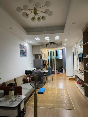 chung cư hh giá rẻ 70m 3 ngủ giá chỉ 2.5x tỷ. lh0967070868