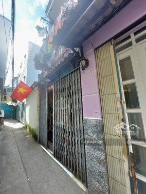 4,85tỷ, 7x8m, 2tầng, ni sư huỳnh liên, lạc long quân. p10, tân bình.