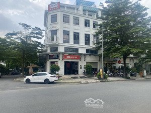 căn góc 10x20m trục chính mt đường r kđt lakeview 32tỷ