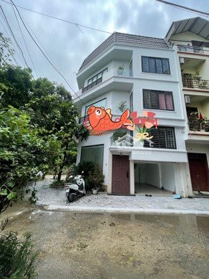 bán nhà thạch bàn long biên: lô góc gara ôtô, kinh doanh 50m2 5tầng. gía chào 15 tỷ nhỉnh